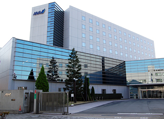 ANAトレーニング&エデュケーションセンター（東京・大田区)ANAグループ安全教育センター（ASEC）も併設されている。