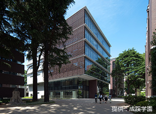 成蹊大学 新6号館（東京都武蔵野市）