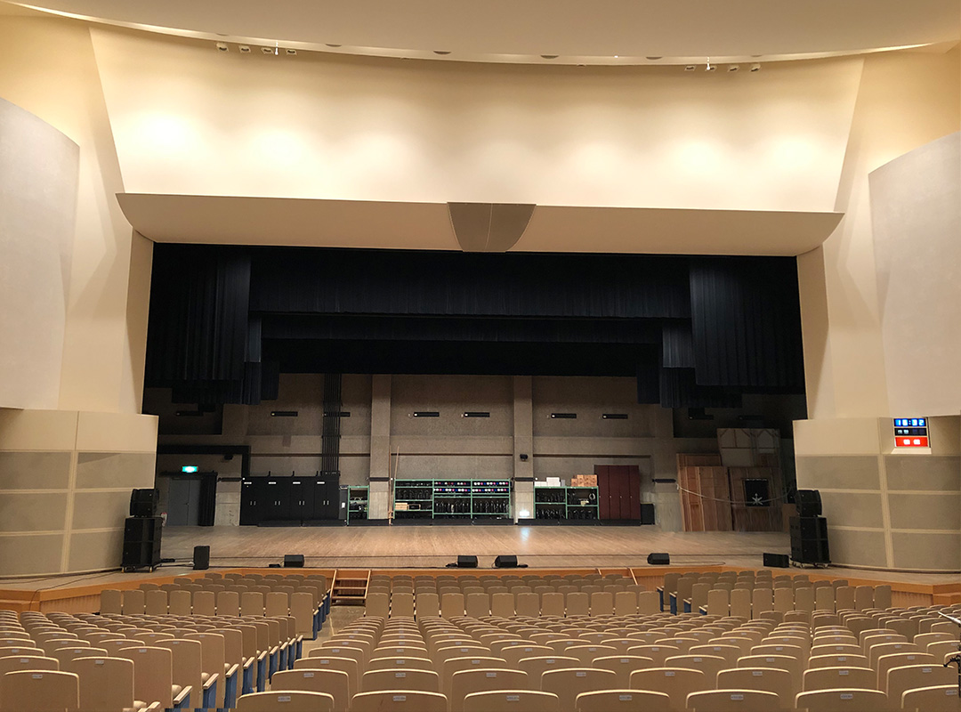 大ホール 1200席