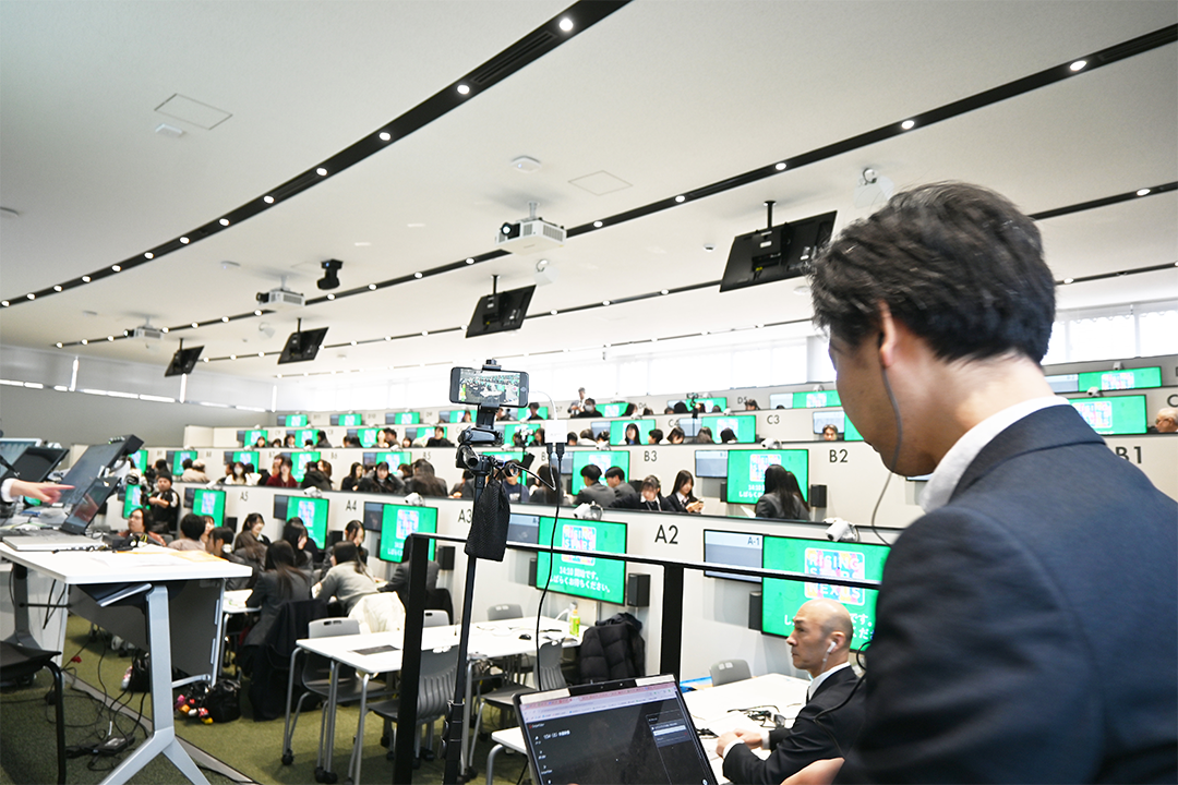 立命館大学様 “マルチアングル”ライブ配信で“見たい”を選べる映像配信