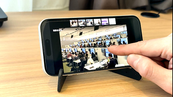 スマートフォンからも手軽にマルチアングルを使える